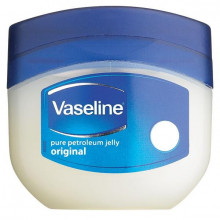 VASELINE Petrolium Jelly...